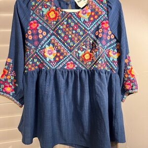 Savanna Jane Embroidered Women's Top Size Small